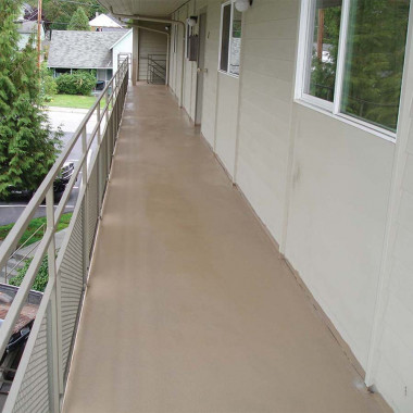393_aquadec-flat-pitched-roof-balcony-asphalt-asbestos-concrete-flexible-water-proof-resistant-coating-non-anti-slip-vehicle-pedestrian-default_2_9